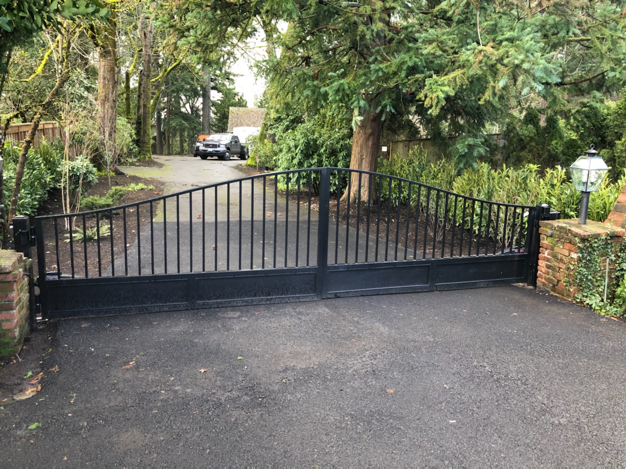 Secure Your Sanctuary: Mustang Fencing & Gates in 77093